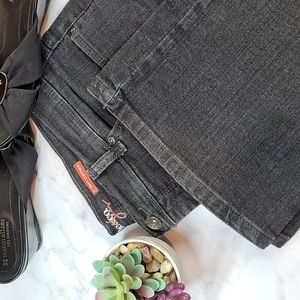 STYLE & CO PLUS SIZE TUMMY CONTROL BLACK BOOTCUT JEANS